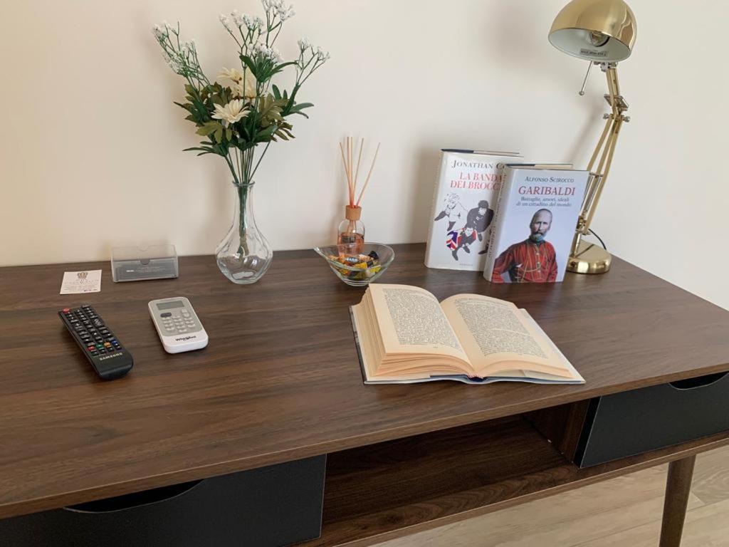 Pompei Luxury Suite Екстер'єр фото